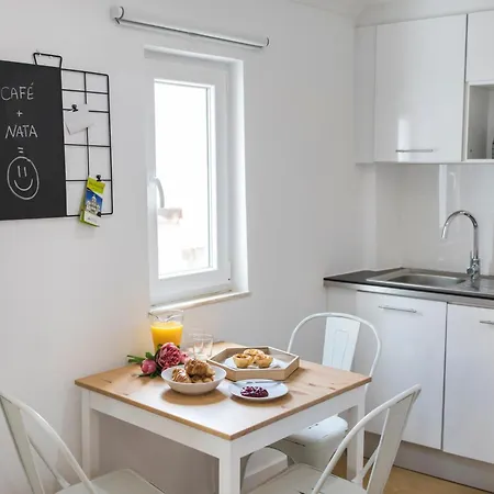 Central&quiet In Graca * Lisboa